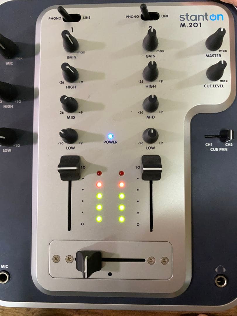 STANTON スタントン DJミキサー M.201