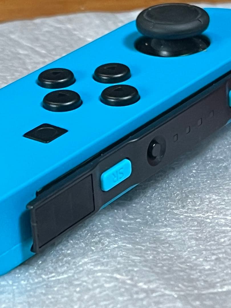 a*u様 美品　使用少ない　Switch 本体 青/オレンジ ソフトケース付き