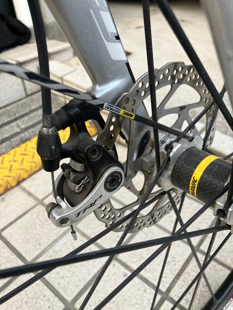 【送料込み価格】Giant ロードバイクDEFY ADVANCED2 Mサイズ