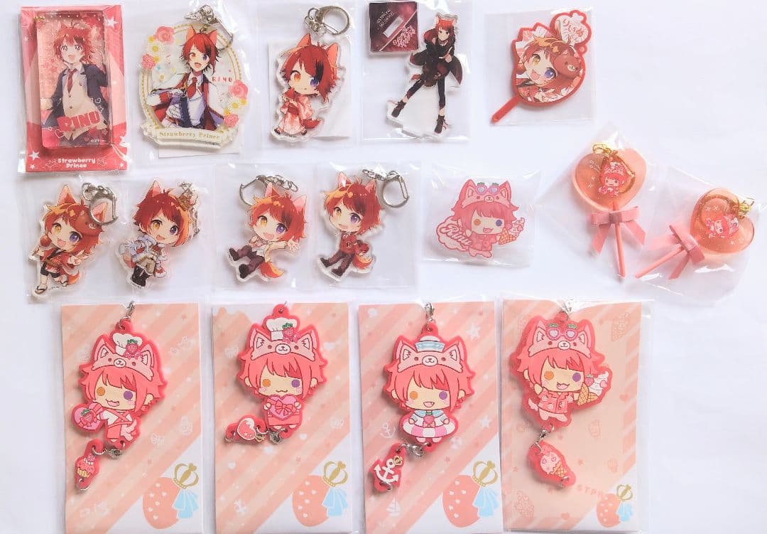 すとぷり莉犬まとめ売り アクスタ アクキー 缶バッジ
