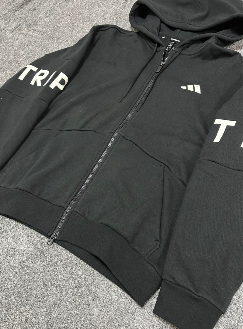 新品タグ付 adidas アディダス セットアップ スウェット 黒 L フーディ