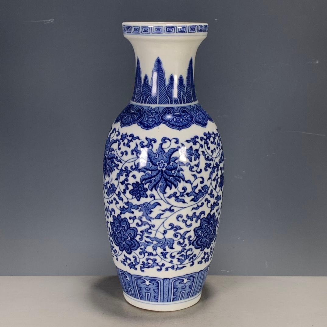 青花瓷 工芸品 陶磁器 装飾品 花瓶 花器 美品 美術品 置物 陶芸
