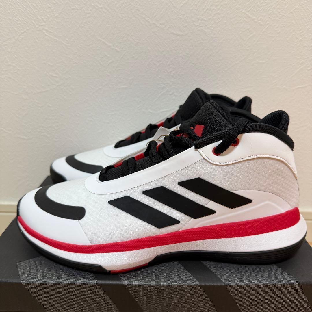 adidas バッシュ　バウンス レジェンズ　バスケ　白　黒赤　26.5cm新品