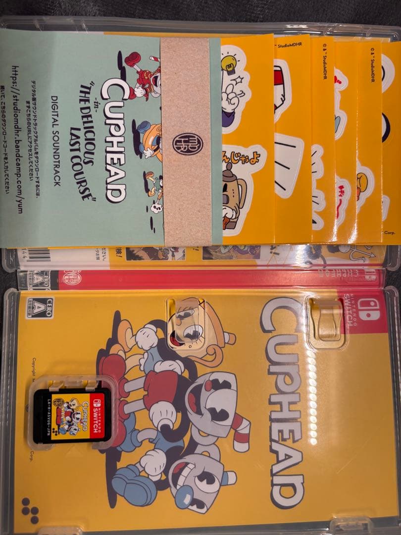 【中古品】カップヘッド CUPHEAD DELUXE+特典付き(Switch)