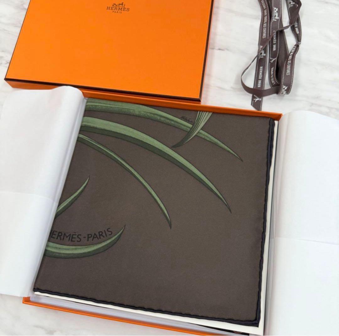 新品未使用　HERMES エルメス カレ 90 《ブケ・フィナル》