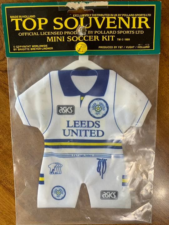 レア asics '89 Leeds United カーキット 未開封品