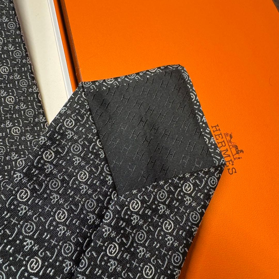 極美品 希少デザイン HERMES エルメス 数式 記号 Hロゴ ネクタイ