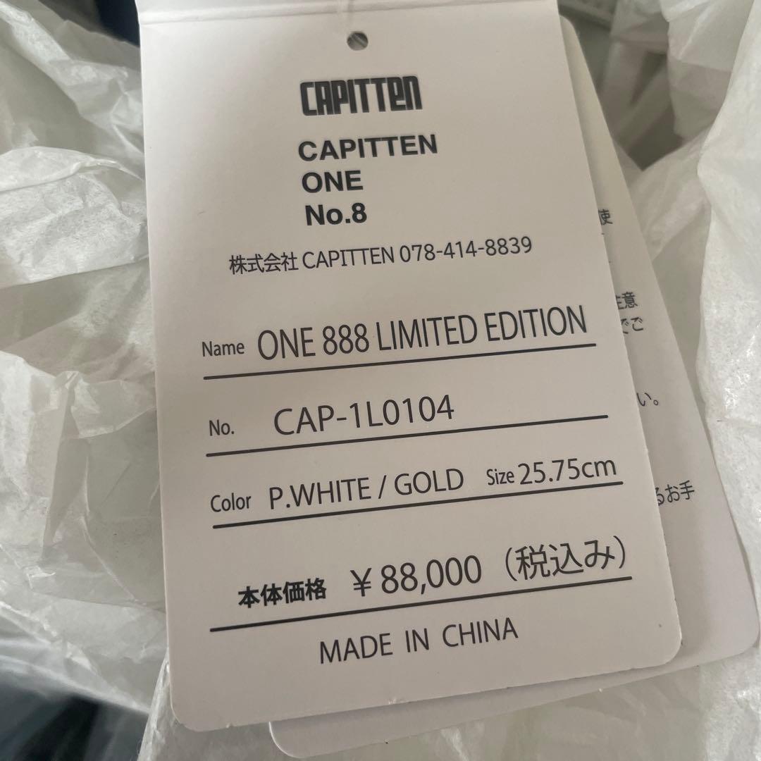 限定CAPITTEN ONE サッカーシューズ　イニエスタ直筆サイン両足入