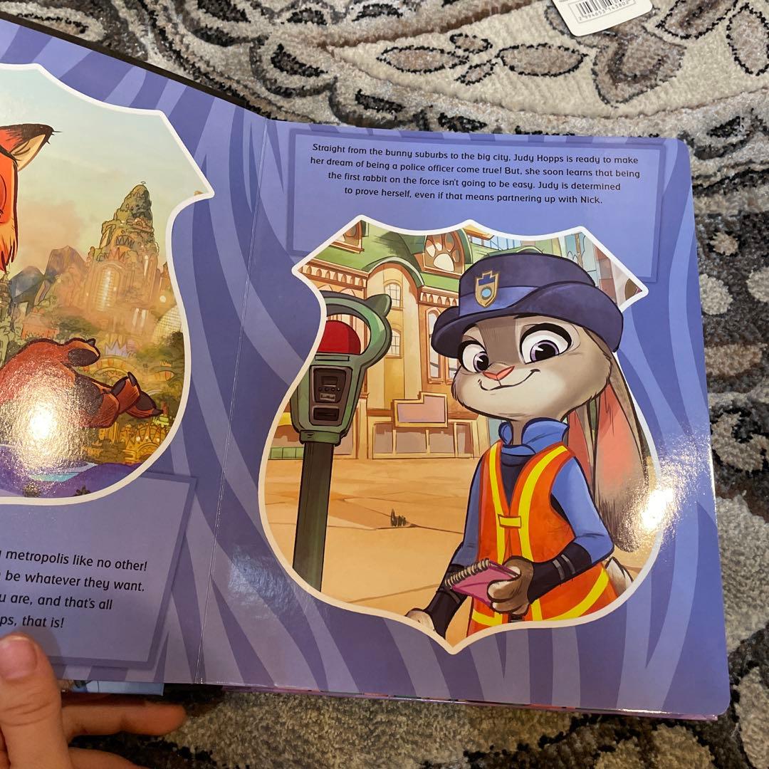 Zootopia Mr. Busy Books フィギュア付き