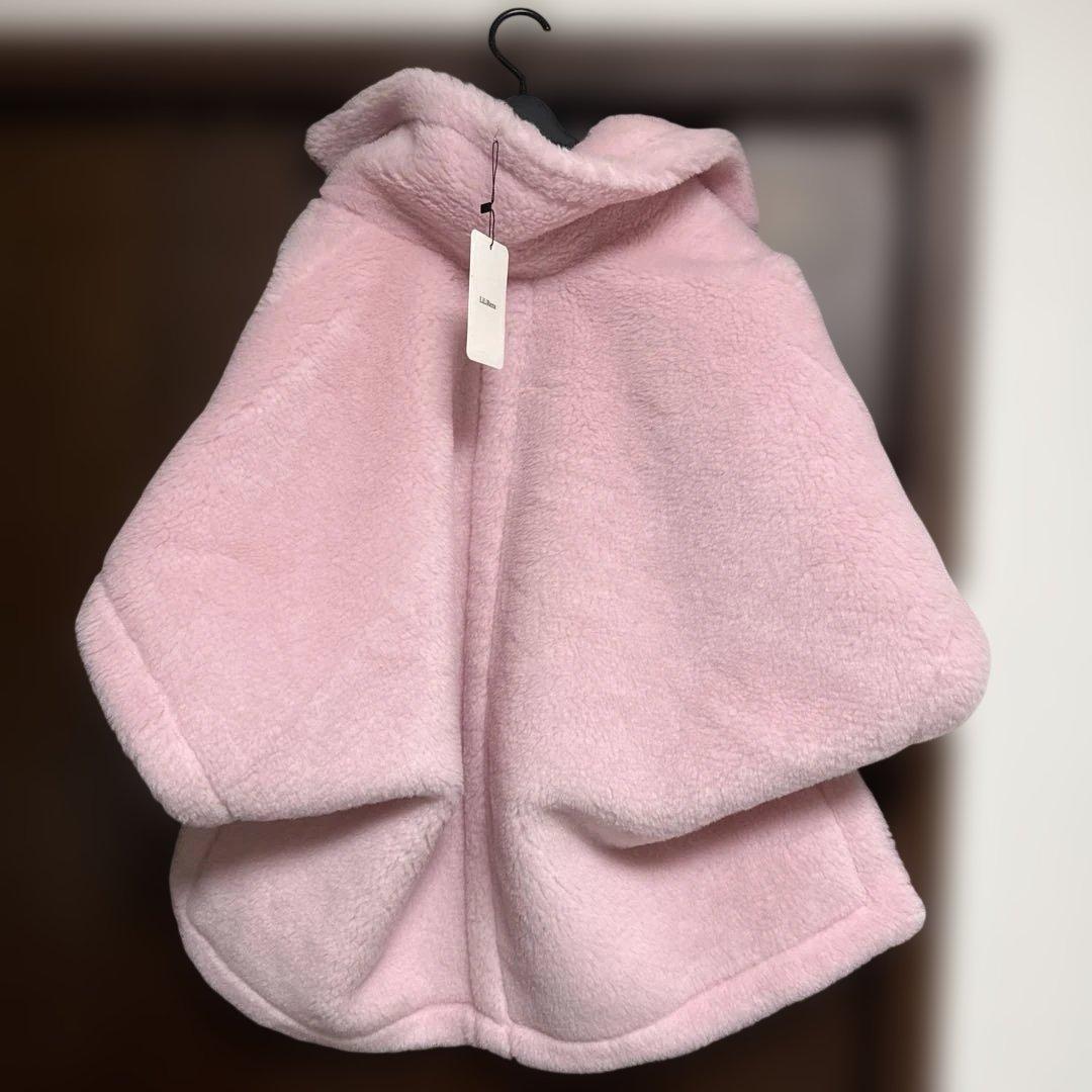 新品未使用　タグ付き LiLiRena ピンクケープコート
