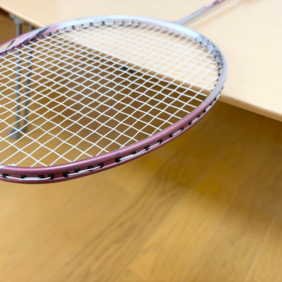 【美品】YONEX NANOFLARE 600　バドミントン　ラケット