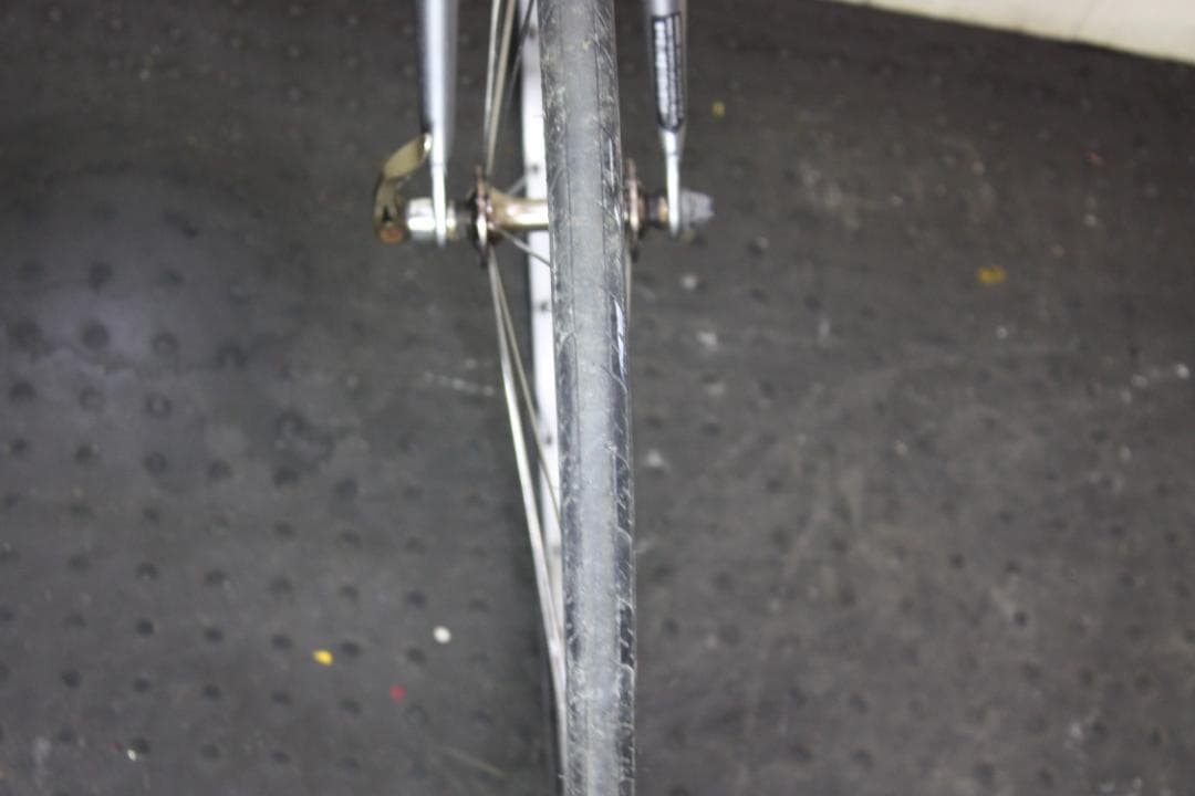 GIANT ESCAPE R3 700C 24速 500mm GREY色 クロス