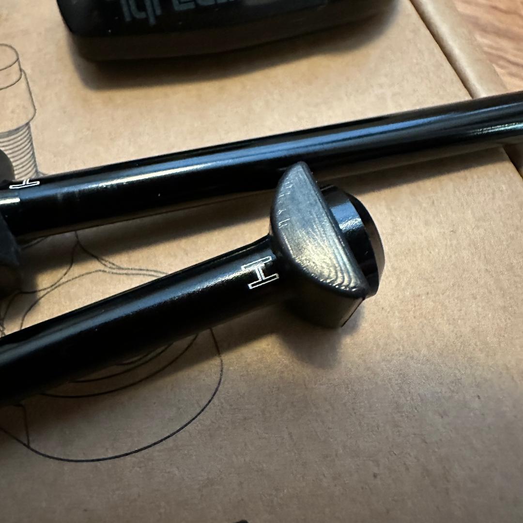 ZIPP QUARQ TyreWiz2.0 タイヤ空気圧センサー + Valve