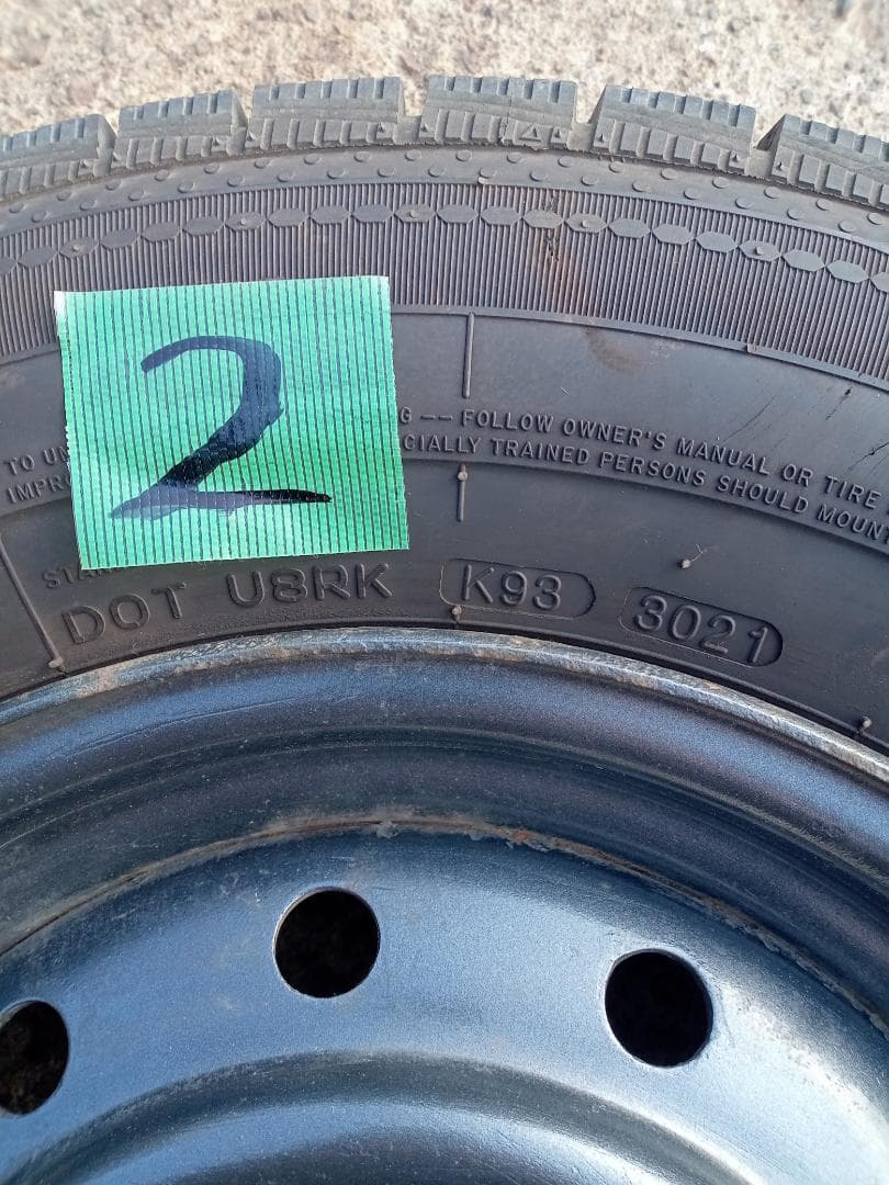 スタッドレスタイヤ ナンカン185 R 14 C4本セット中古