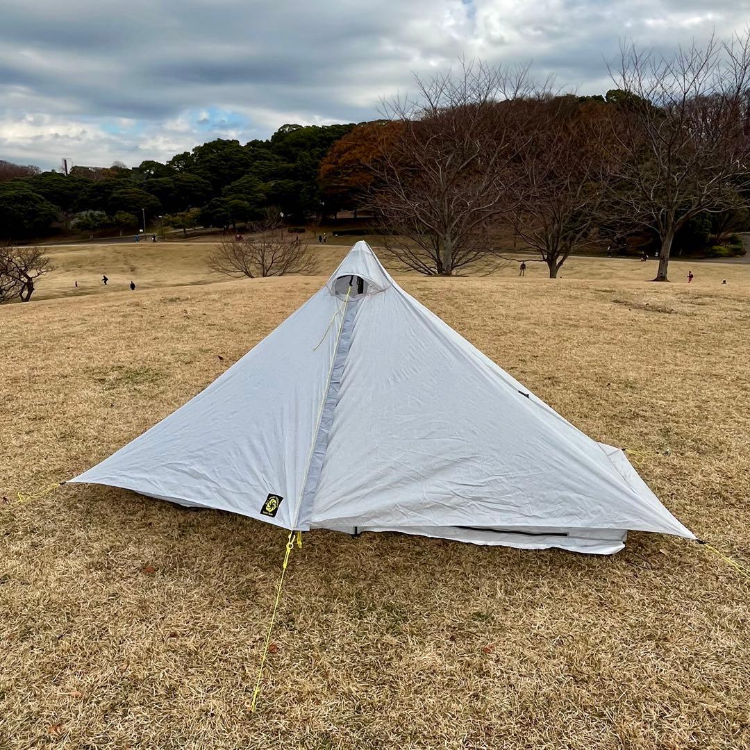 Six Moon Designs Lunar Solo 純正カーボンポール付き