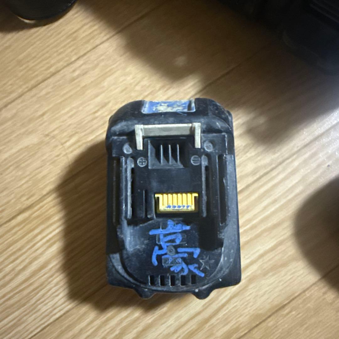 Makita ML805 LEDライト 18V3.0Ah付き