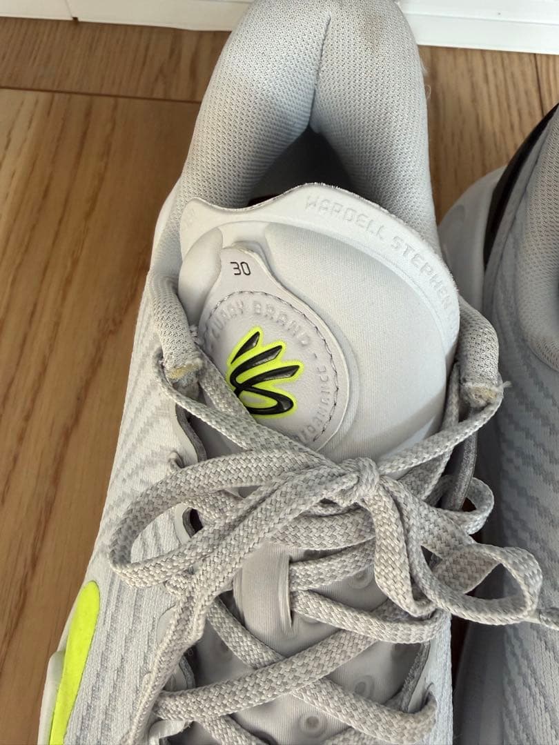 UNDER ARMOUR CURRY12'GRAVITY' 25㎝