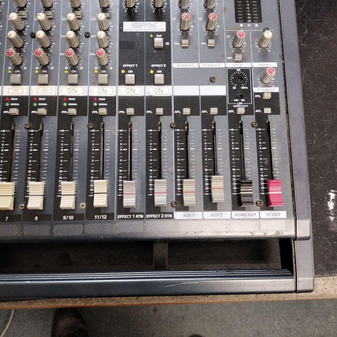 YAMAHA EMX5000-12 パワードミキサー
