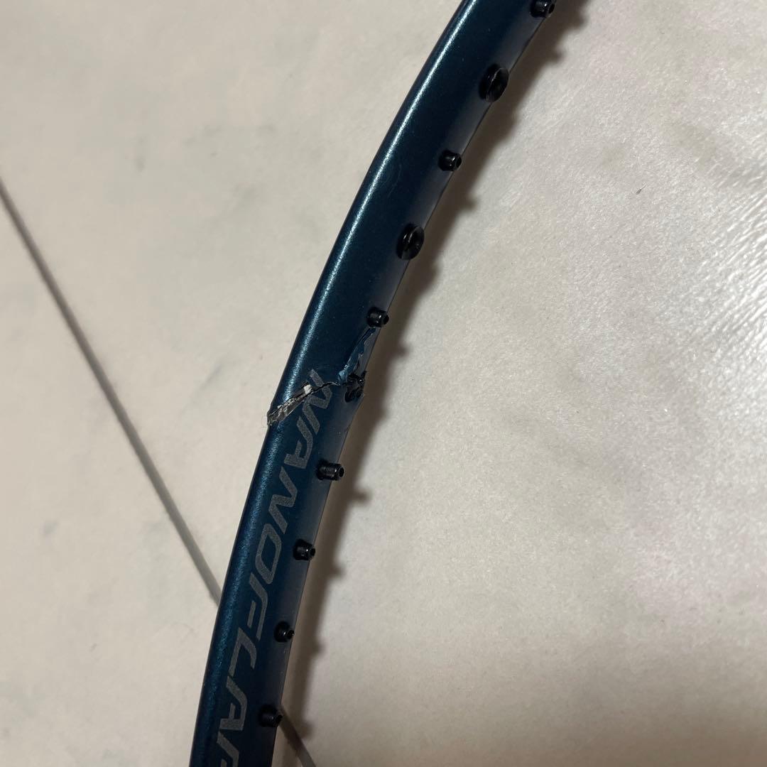 ヨネックスナノフレア800プロ折れています！