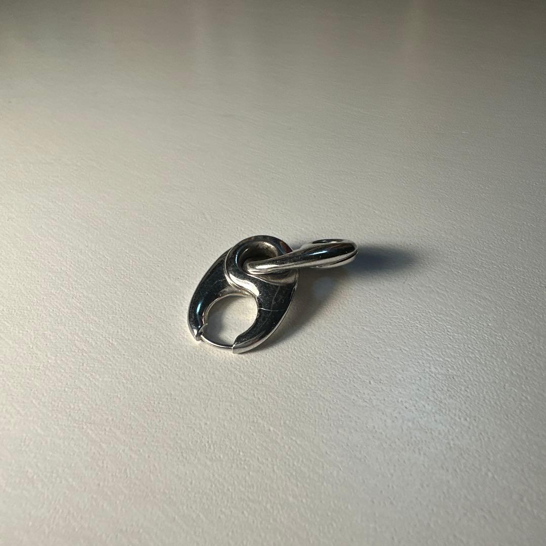 MARIA BLACK 片耳ピアス　シルバー