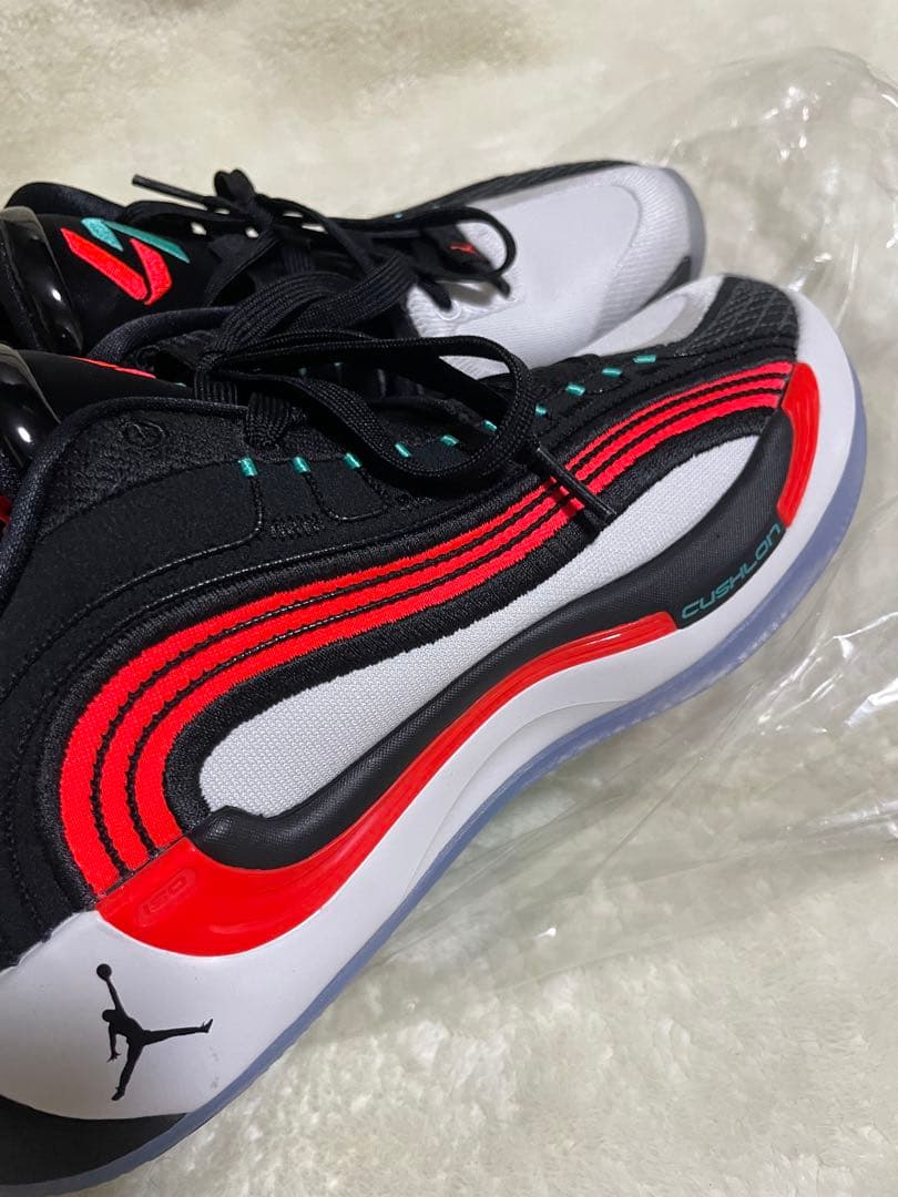 新品！ルカ4 PF ナイキ　ジョーダン　NIKE JORDAN
