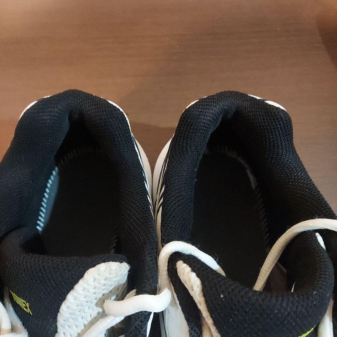 YONEX パワークッション65Z ホワイトタイガー27.5㎝ 中古
