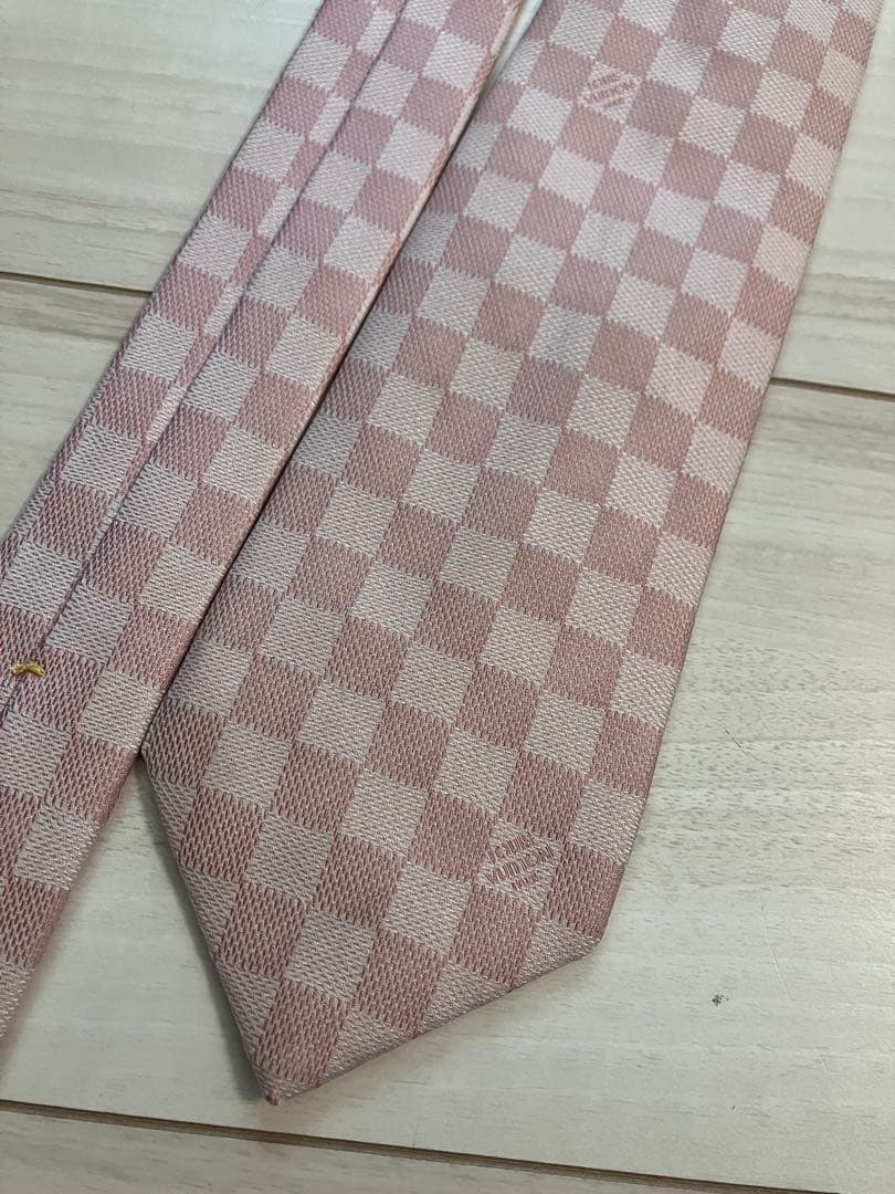 LOUIS VUITTON ダミエ柄ネクタイ　ピンク