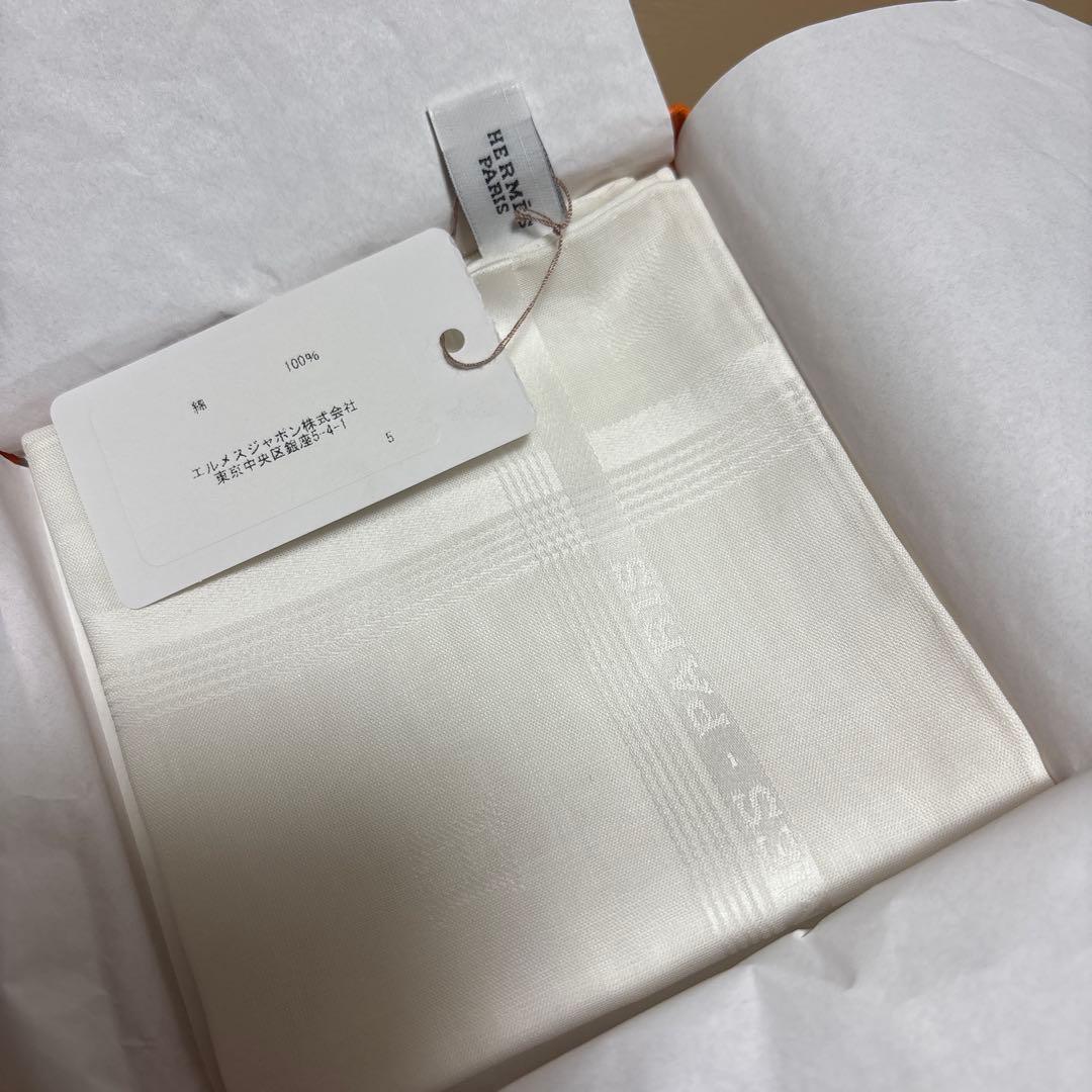 新品 HERMES / エルメス ハンカチーフ ホワイト