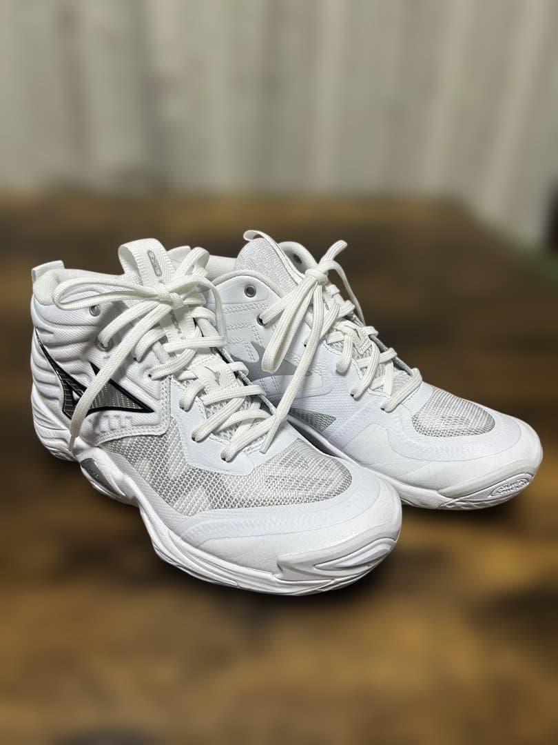 Mizuno バレーボールシューズ ホワイト　23.0