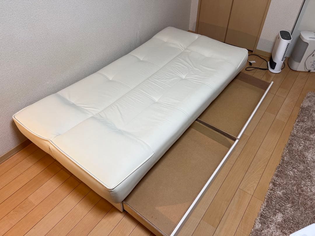 ソファベッド 【送料込】 日本製 国産アイボリー合成皮革(PVC)