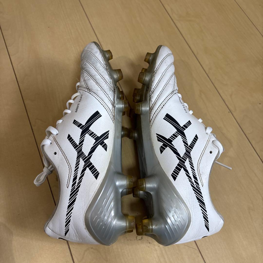 asics サッカーシューズ スパイク ホワイト