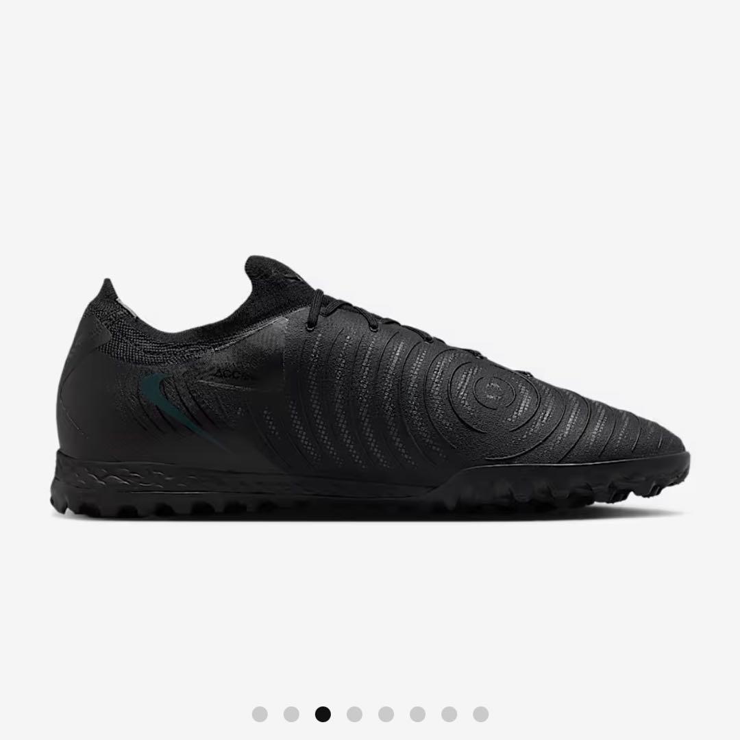 Nike ファントムGX2 プロ　TF 27cm