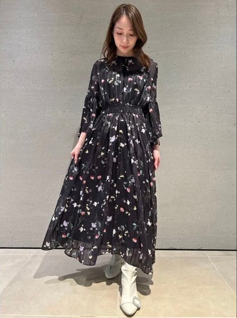 【美品】ボウタイフラワープリントワンピース ブラック 36 セルフォード