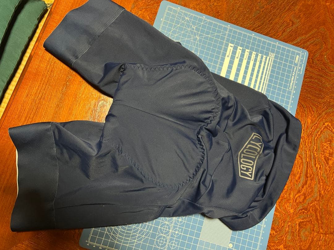 ウェア CYCOLOGY WOMEN'S CARGO SHORTS NAVY
