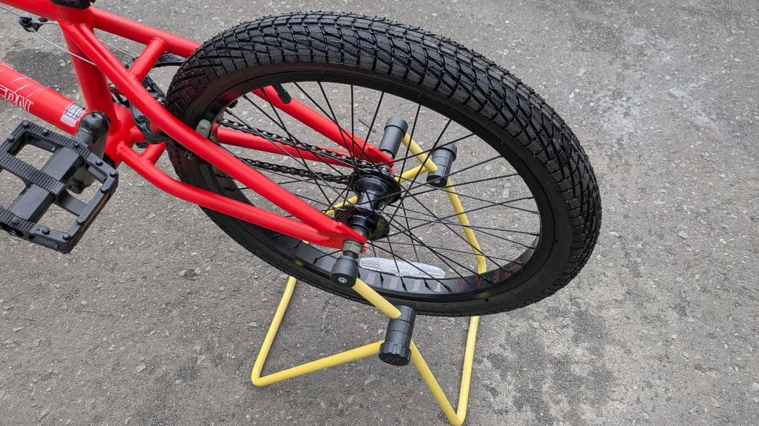 BMX イースタンバイク Battery　20インチ　艶消し赤　美品
