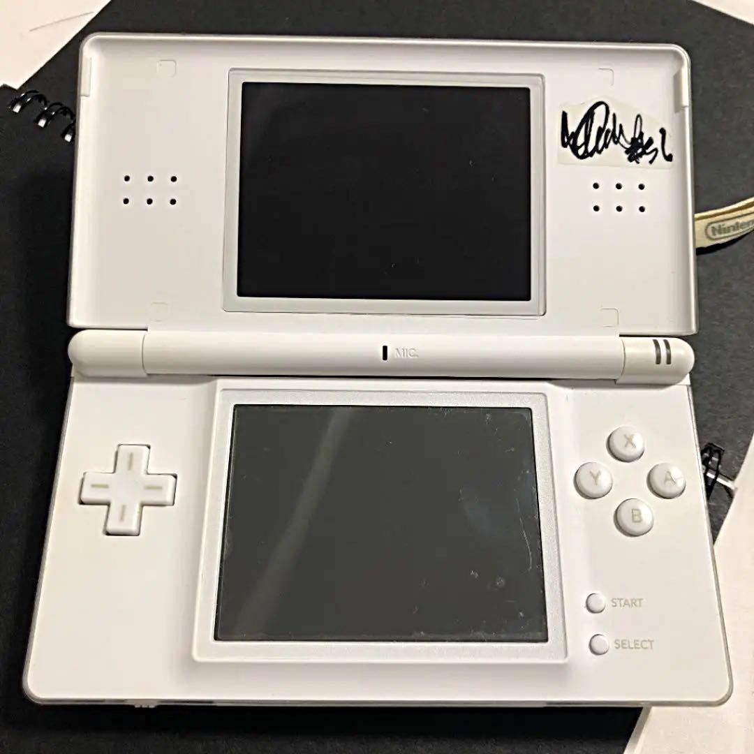 【非売品】任天堂 DSlite 本体　〜イチロー選手サインシール付き〜