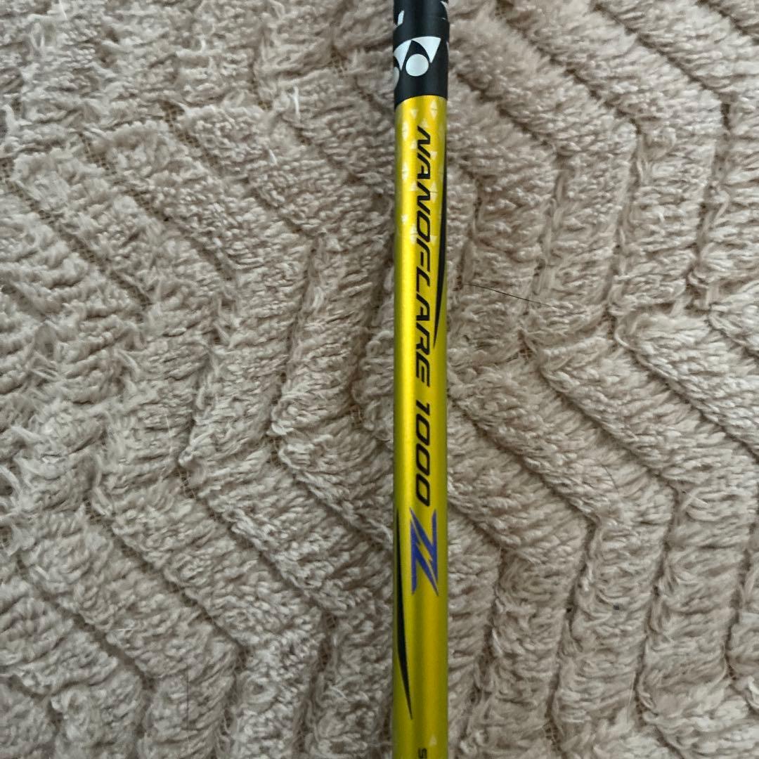 ヨネックス　ナノフレア1000z 3UG5