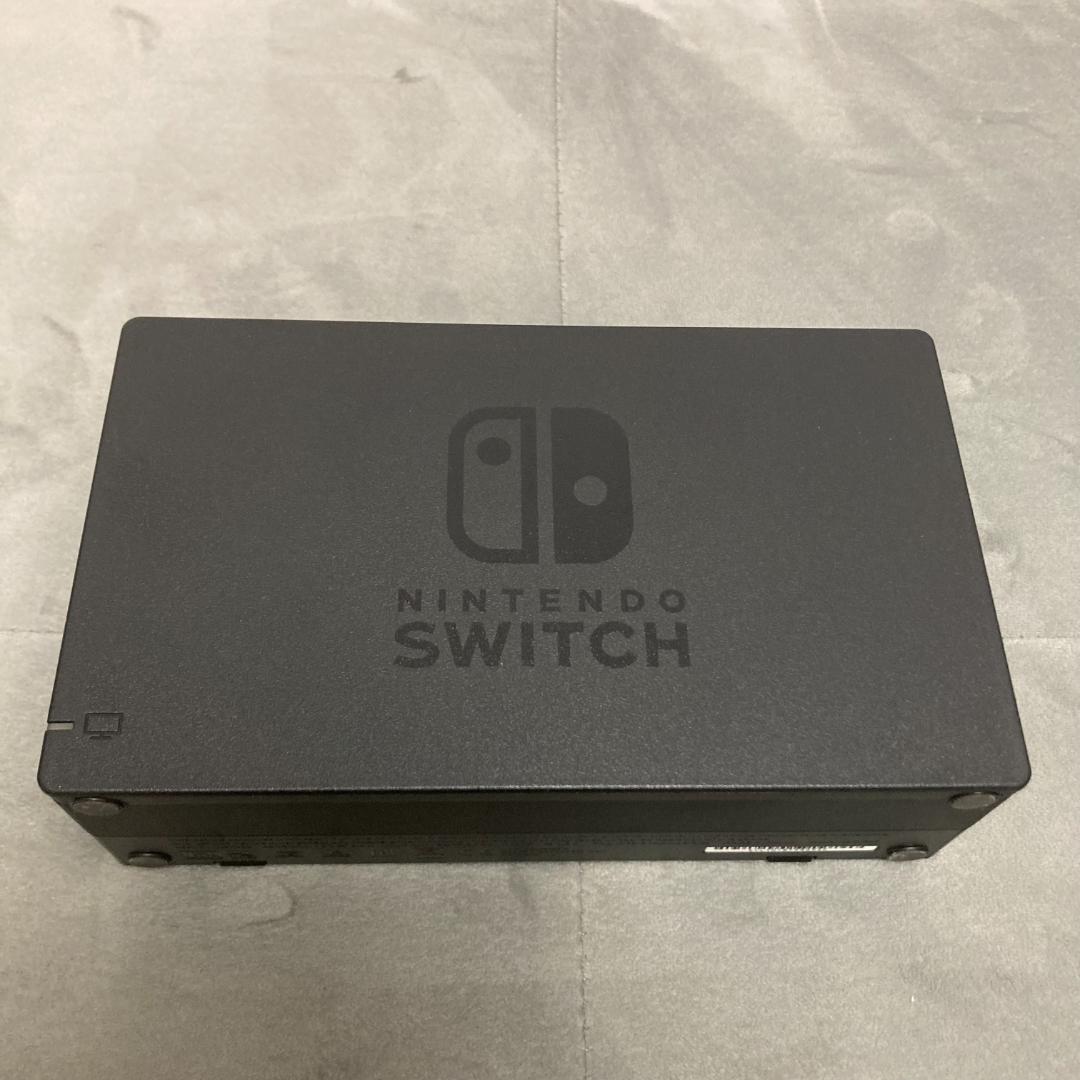 【美品】Nintendo Switch ネオンレッド・ネオンブルー【ケース付き】
