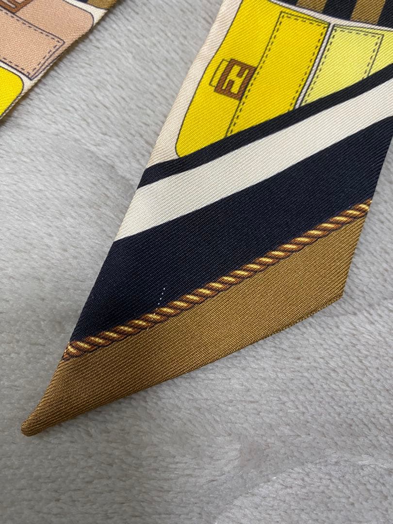 FENDI フェンディ ラッピー マンマバケット柄スカーフ