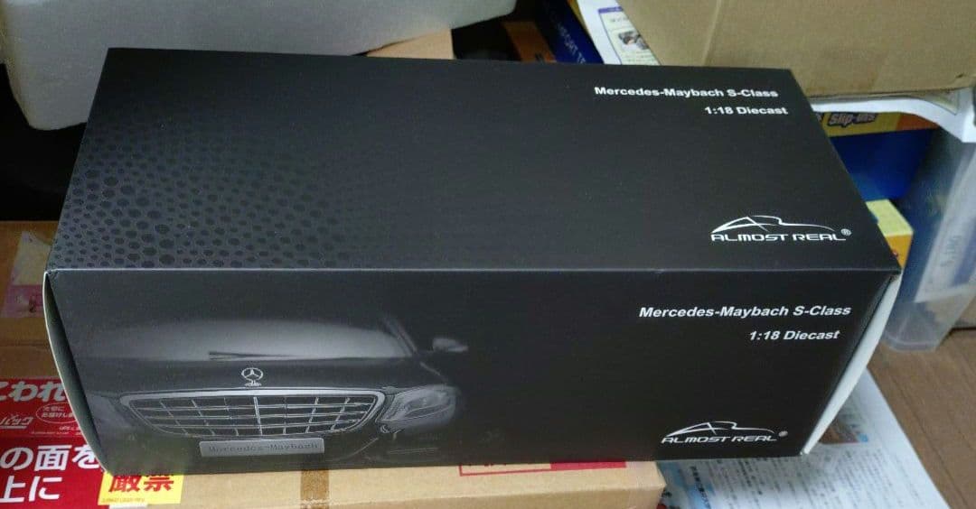 Almost Real 1/18 マイバッハ S600 オールモストリアル