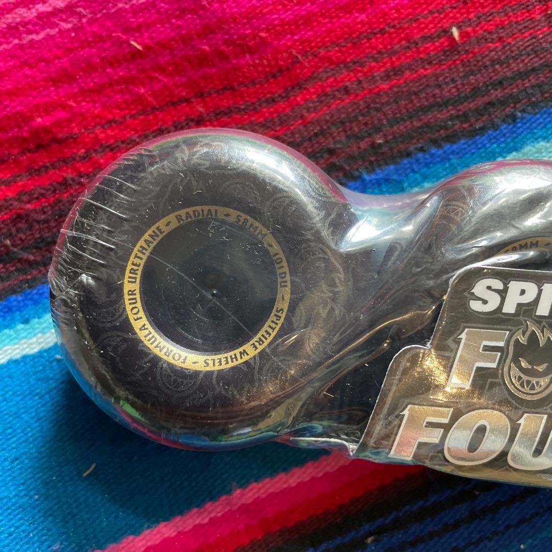 Spitfireフォーマル4 58mm101Duro Radials定価9130