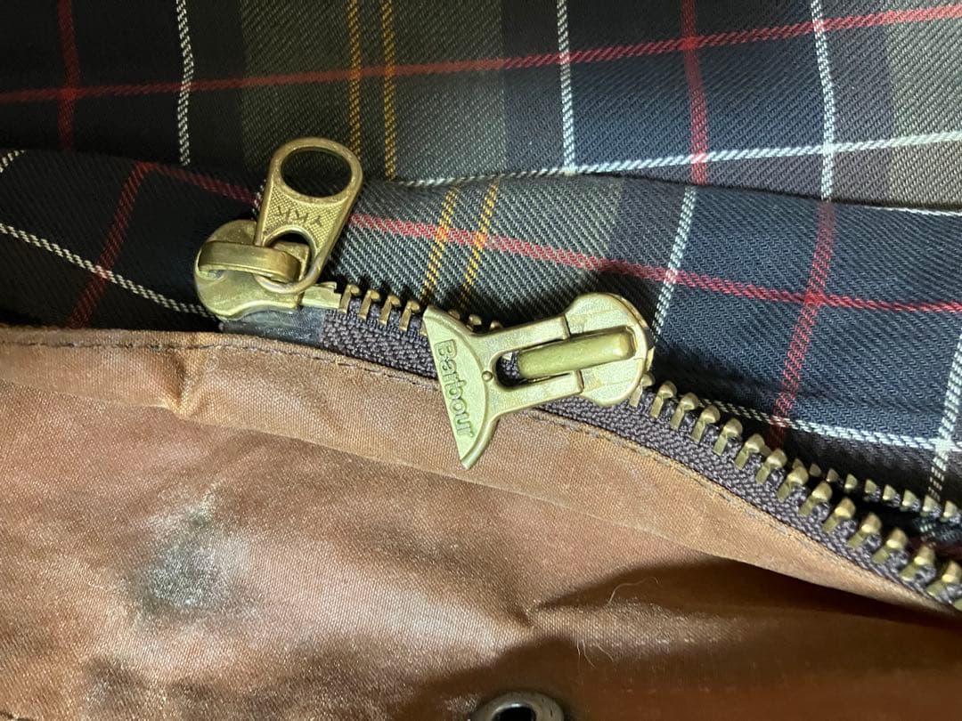 ほ*ト様 バブアー　ムーアランド　44 ブラウンBarbour リプルーフ済