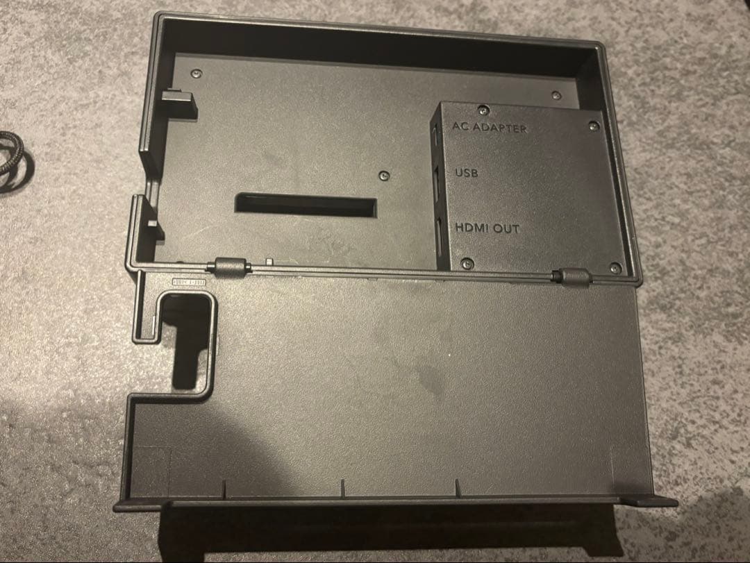 【純正】【箱なし】Nintendo Switch