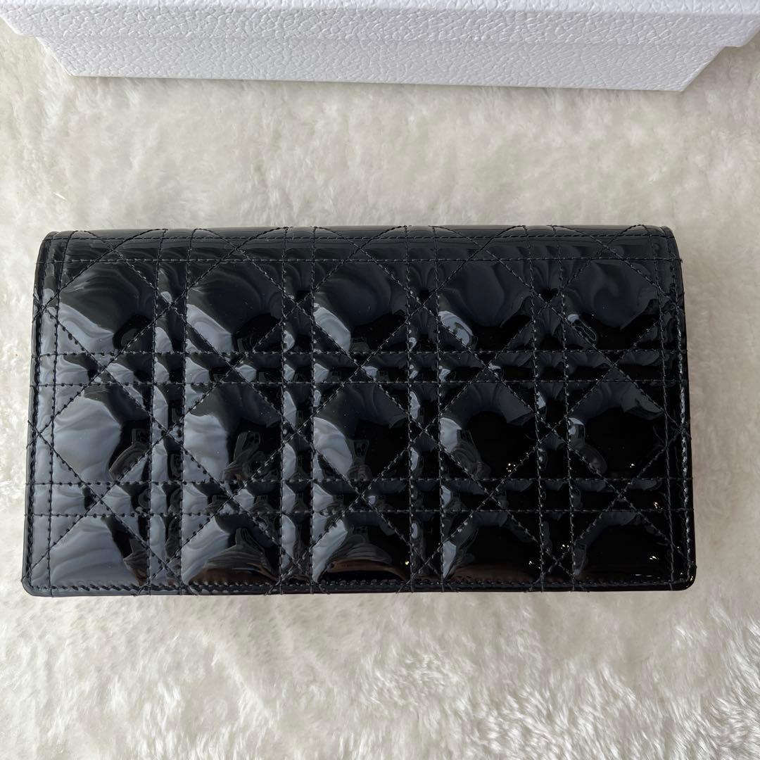 Lady Dior チェーンウォレット　カナージュ バッグ