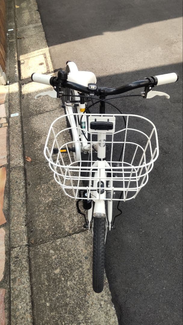 bikke 子供用自転車 ホワイト 前面バスケット付き 22インチ