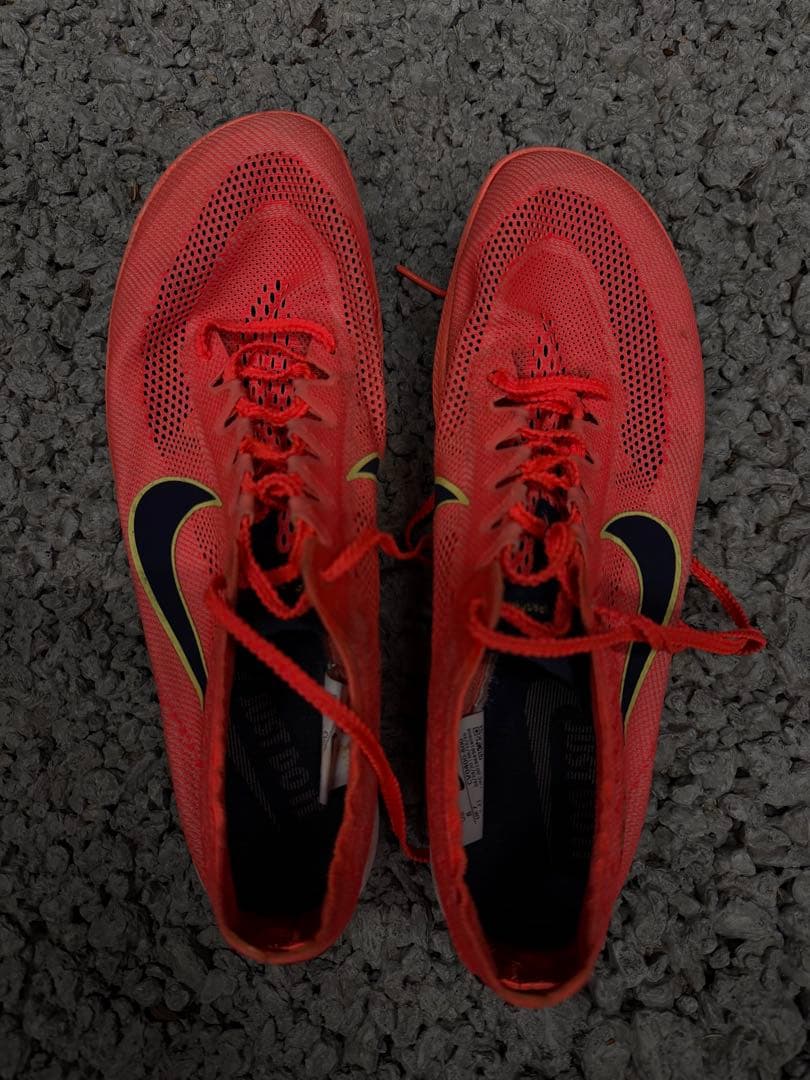 Nike スパイクシューズ オレンジ