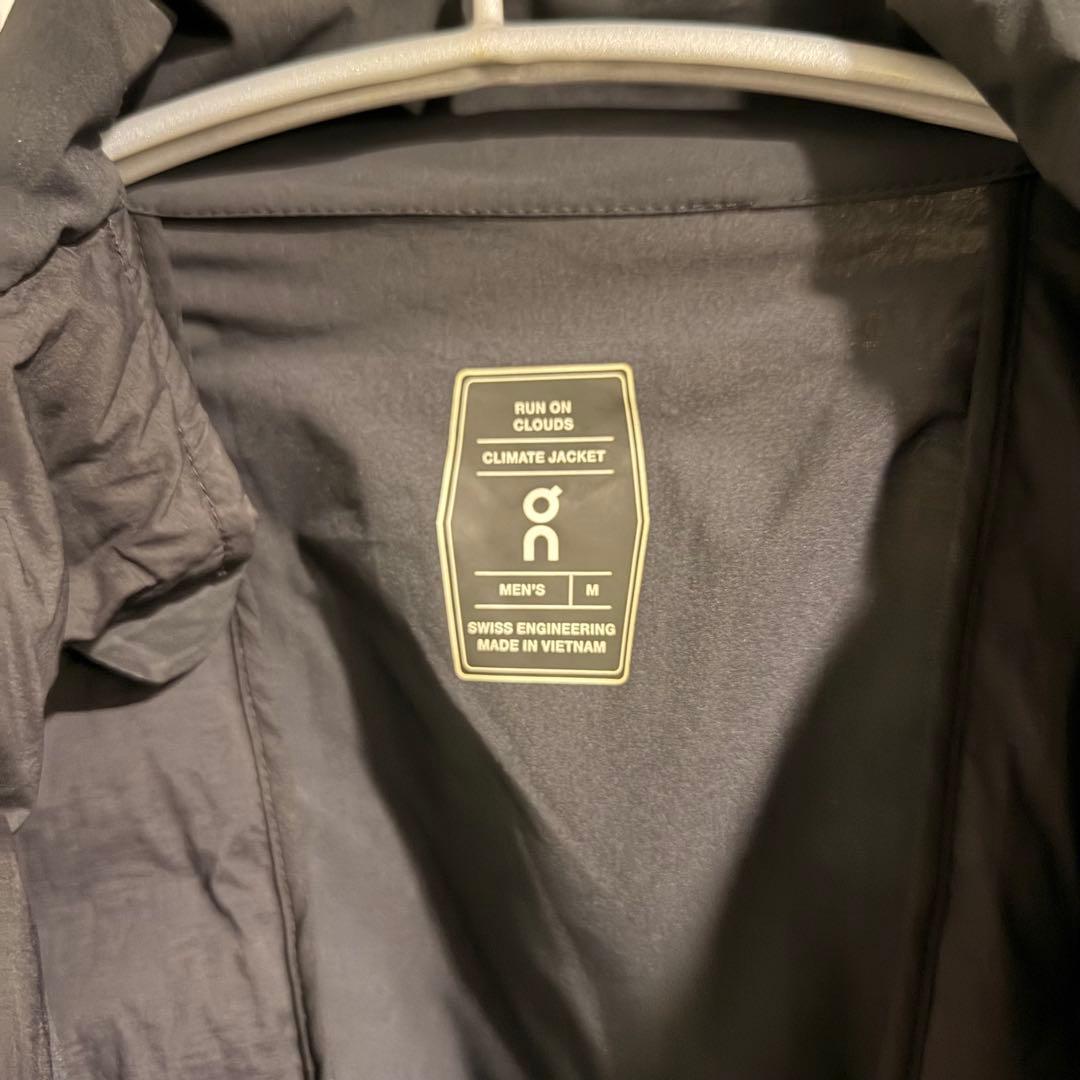 On Climate Jacket Mサイズ 黒