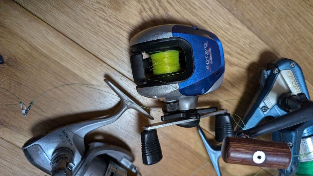 SHIMANO DAIWAスピニングリール14個まとめ売り