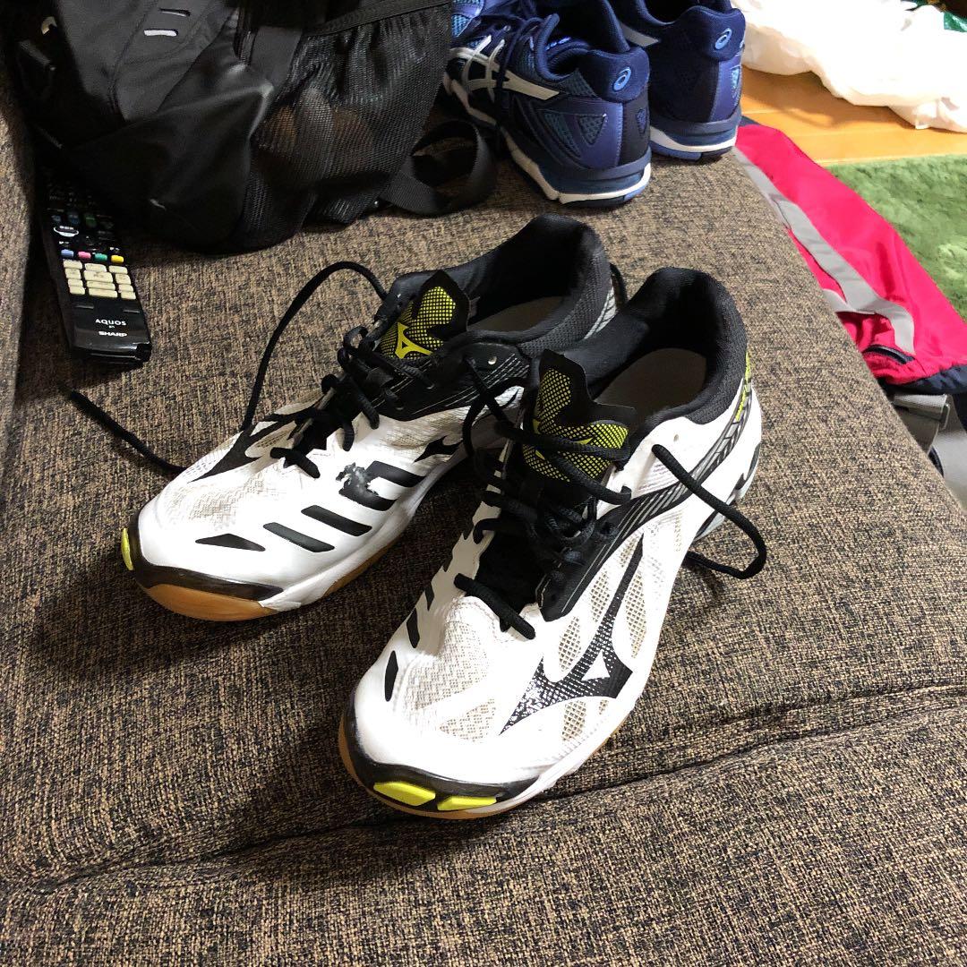 MIZUNOバレーシューズ