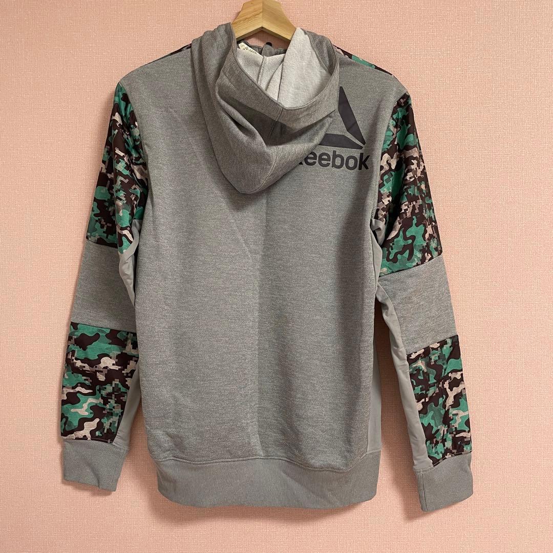 Reebok スウェットパーカー